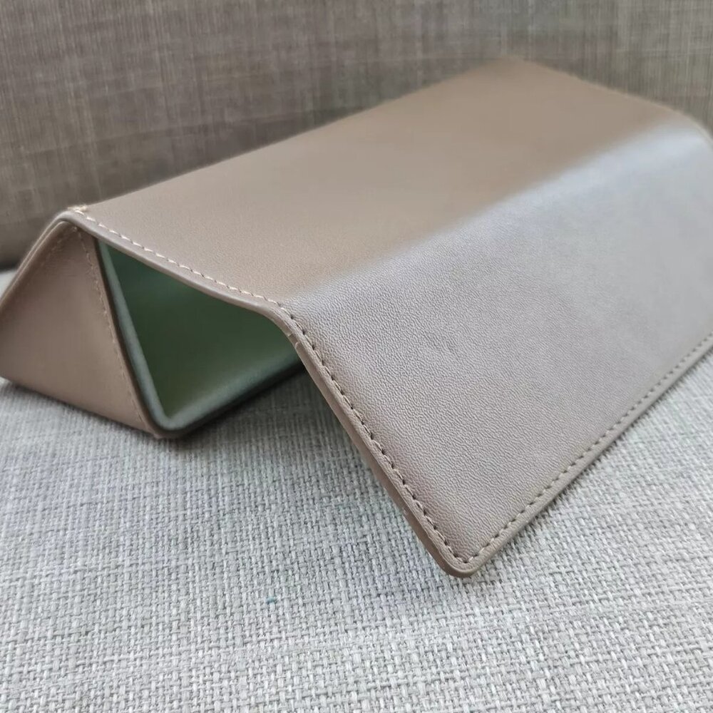 Burberry London England Glasses Case Semi Hard Case Brown Leather Triangle Case - Picture 10 of 13